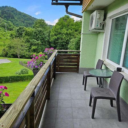 Apartments Domacija Mlaker Podčetrtek Exterior foto